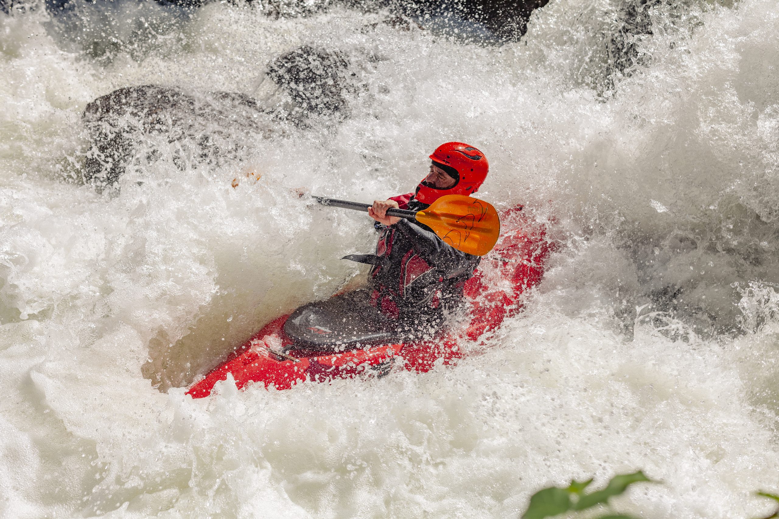 La Rampa. Río Piqueras. Descenso en piragua. XX competición de Kayak extremo. 23 de julio de 2022.
© Juan San Sebastián. Todos los derechos reservados.