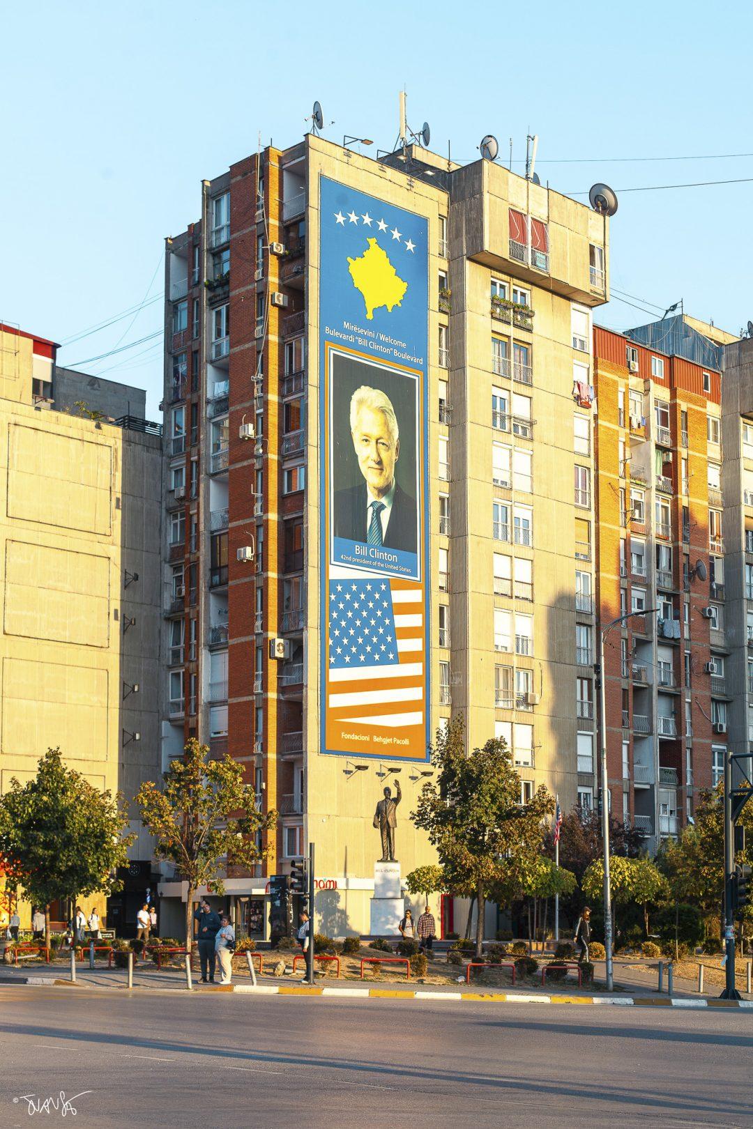 Clinton Memorial, Pristina. Kosovo. October, 2023. ©Juanse juansansebastian.com